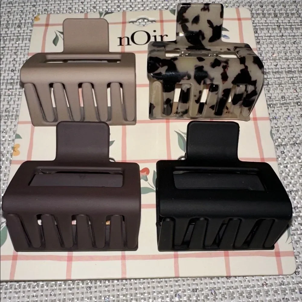 nOir set of four square matte and tortoiseshell acetate neutral hair claw clips
